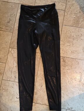 Tall Old Navy Active Black High-Rise Leggings